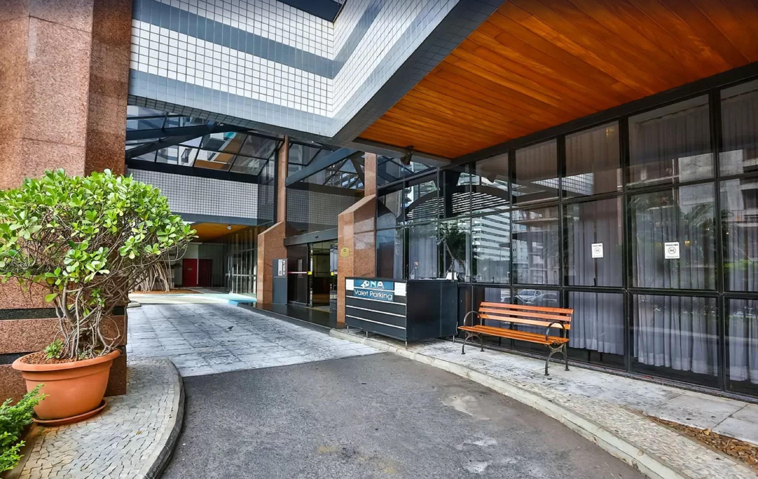Metropolitan Hotel 4*