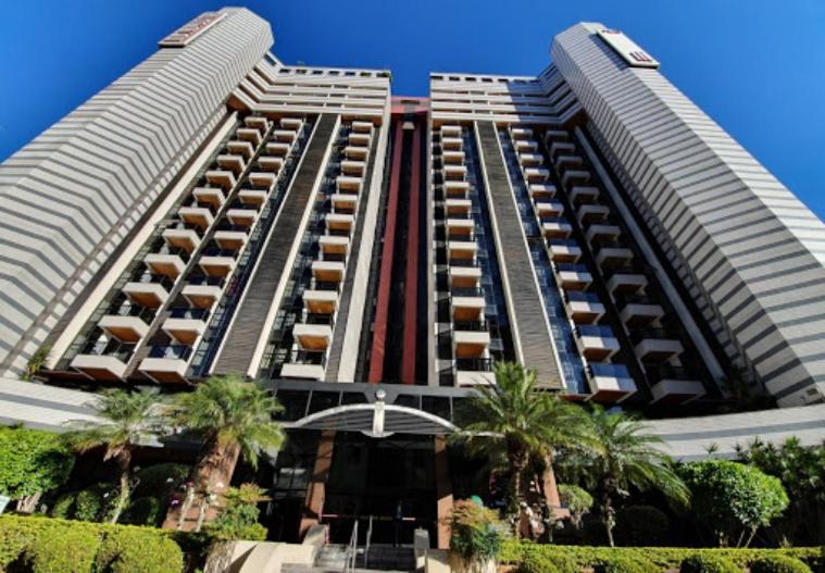 Metropolitan Hotel 4*