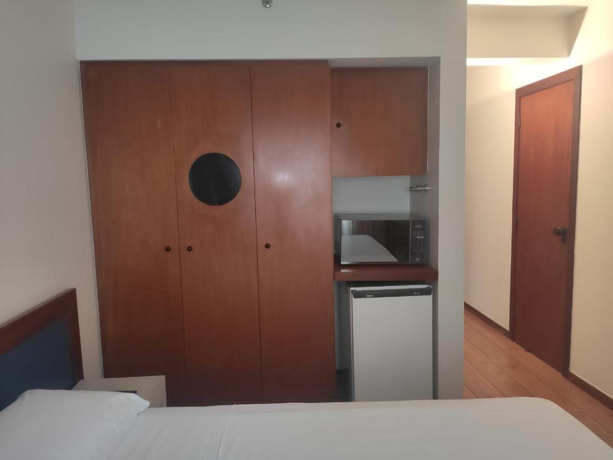Hotel Metropolitan 4*