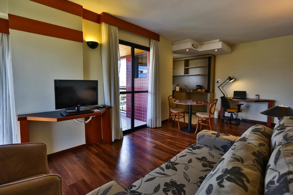 Metropolitan Hotel 4*
